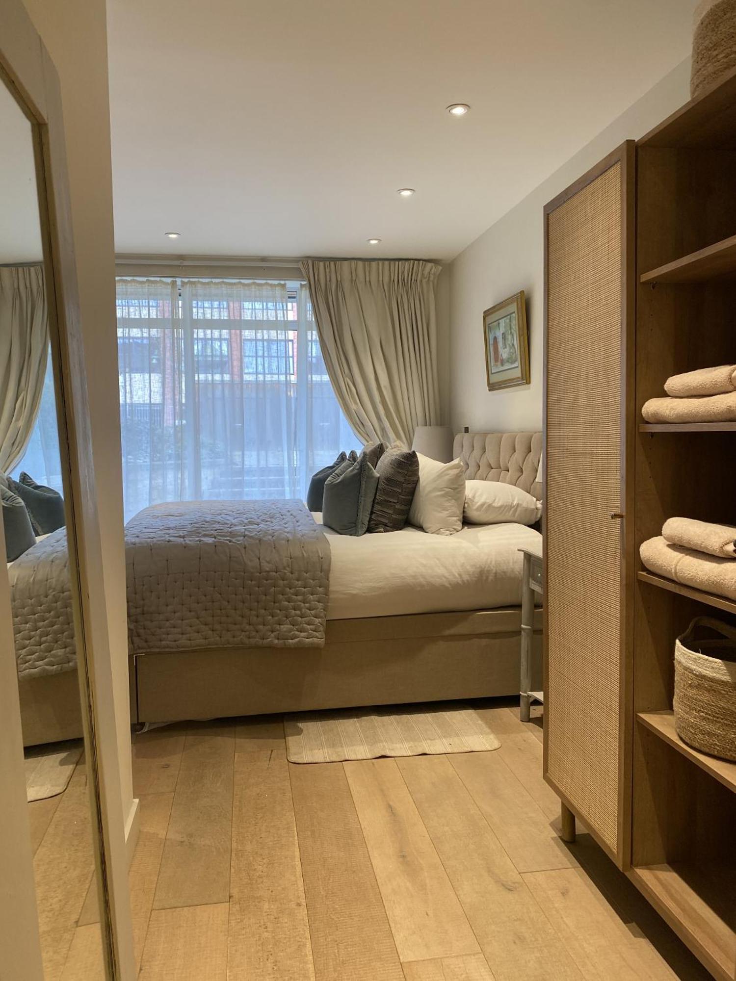 Walcot Yard With Parking, Bath Keys Apartman Kültér fotó